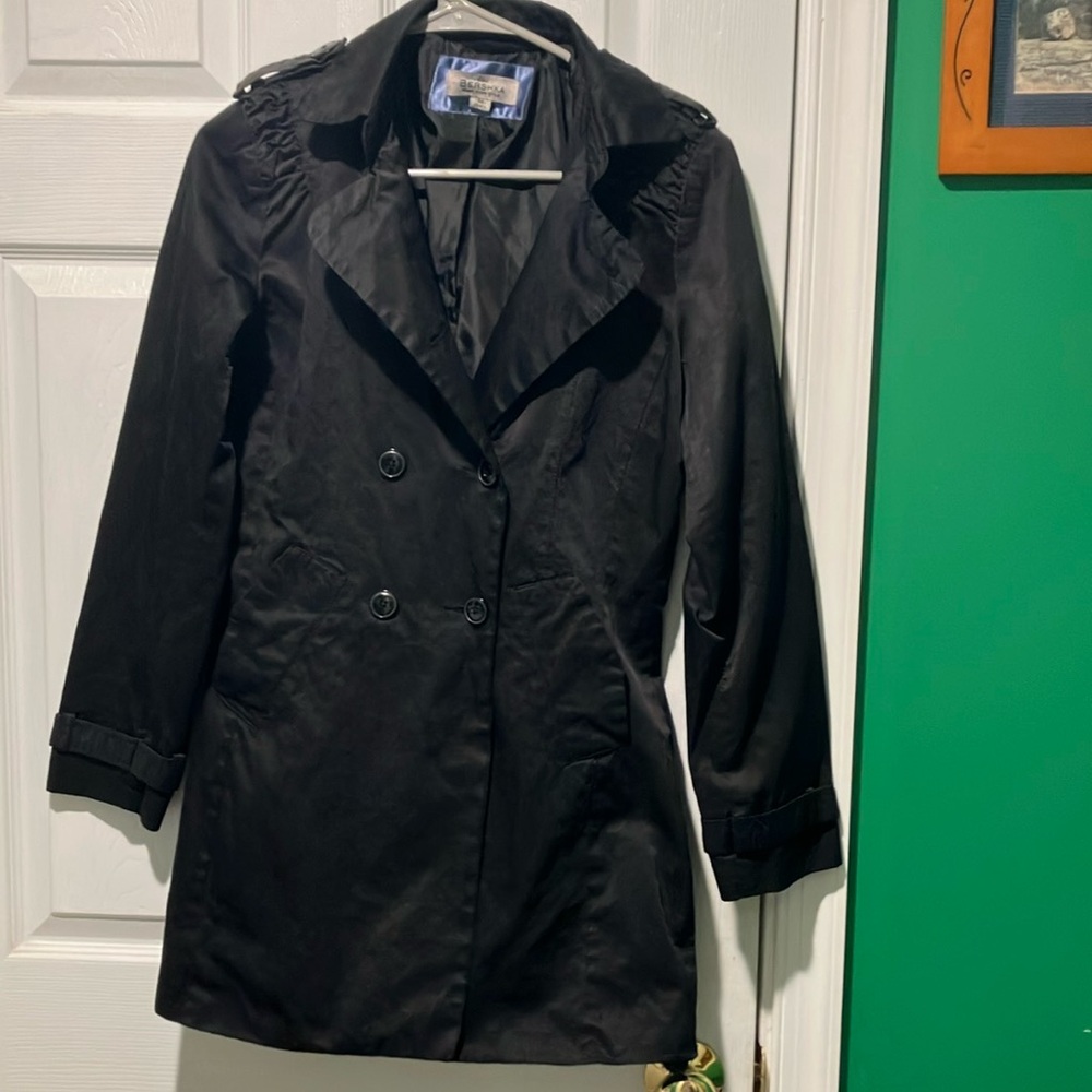 Women's Black Double-Breasted trench coat Bershka medium